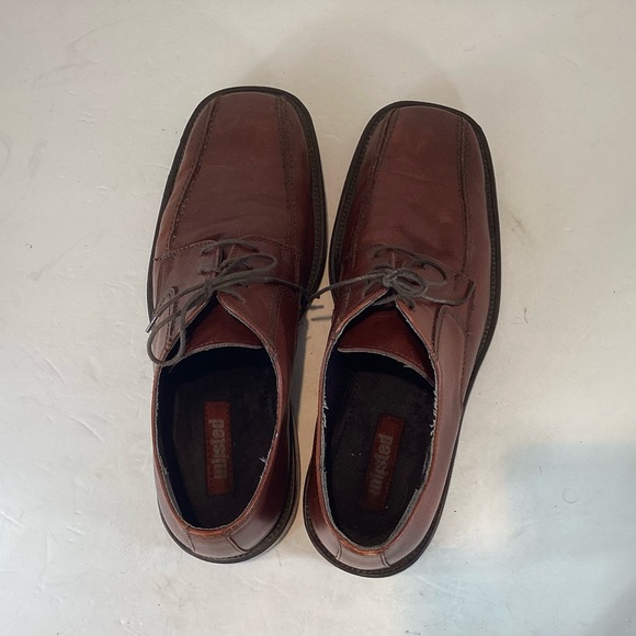 UNLISTED BY KENNETH COLE BROWN LEATHER APRON TOE OXFORD EUC SZ 11 - Picture 10 of 10